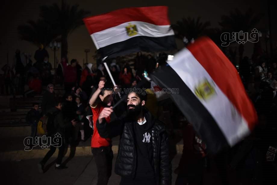 فرحة جنونية للجمهور المصري بمركز شباب الجزيرة بعد الفوز على الكاميرون (25)