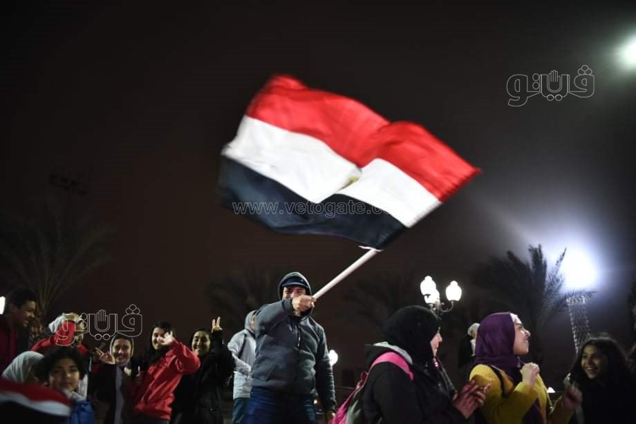 فرحة جنونية للجمهور المصري بمركز شباب الجزيرة بعد الفوز على الكاميرون (38)