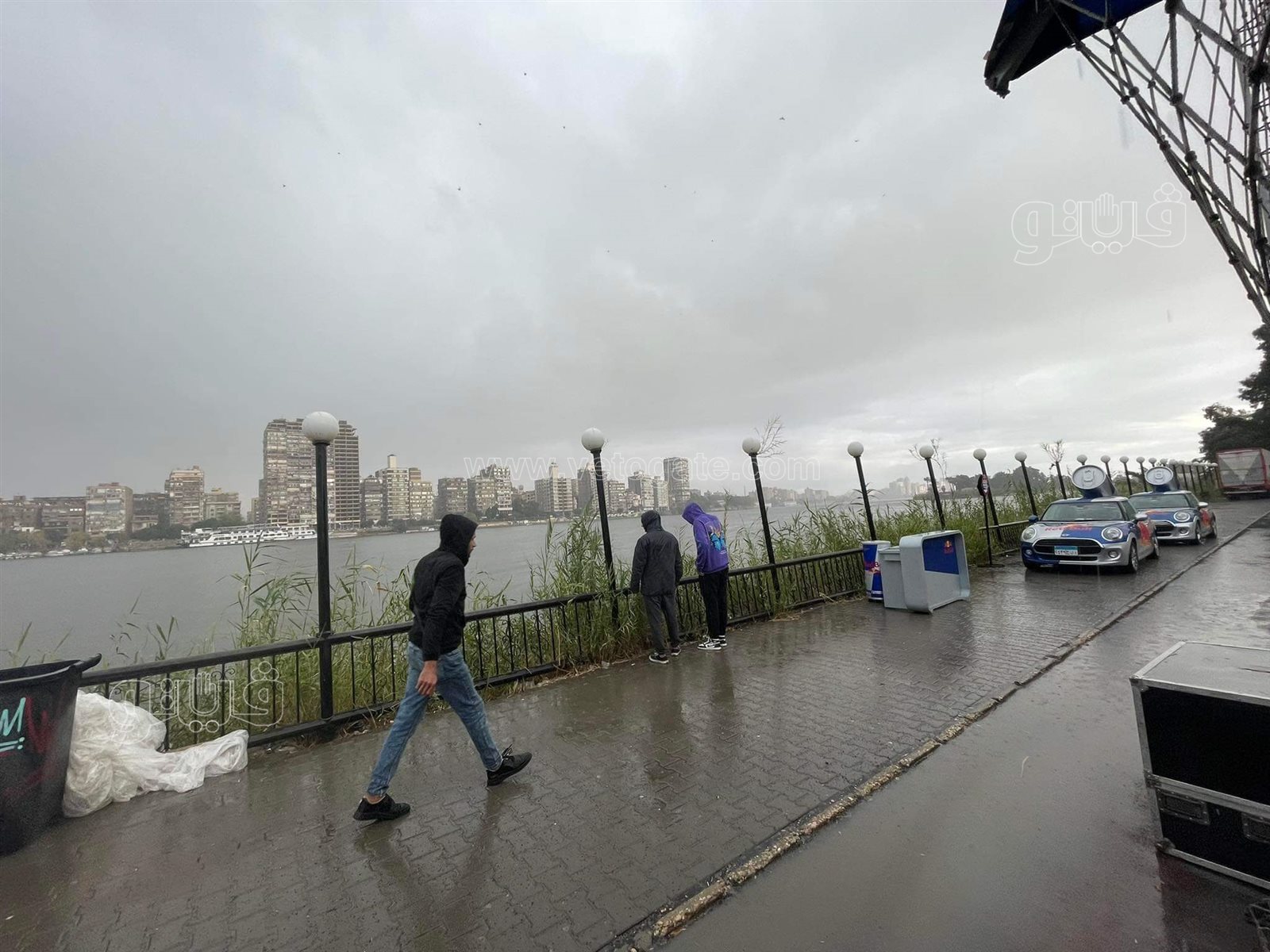 received_646782643132706