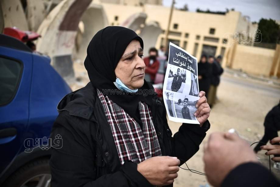 وصول أهالي ضحايا حادث الشيخ زايد إلى ثاني جلسات محاكمة كريم الهواري (1)
