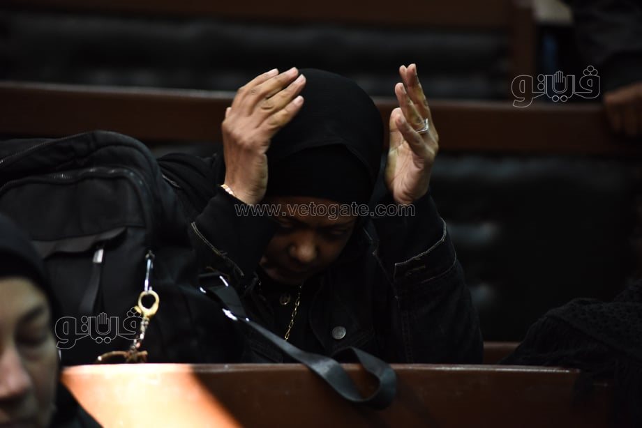 انهيار أهالي ضحايا حادث الشيخ زايد عقب ظهور المتهم (26)