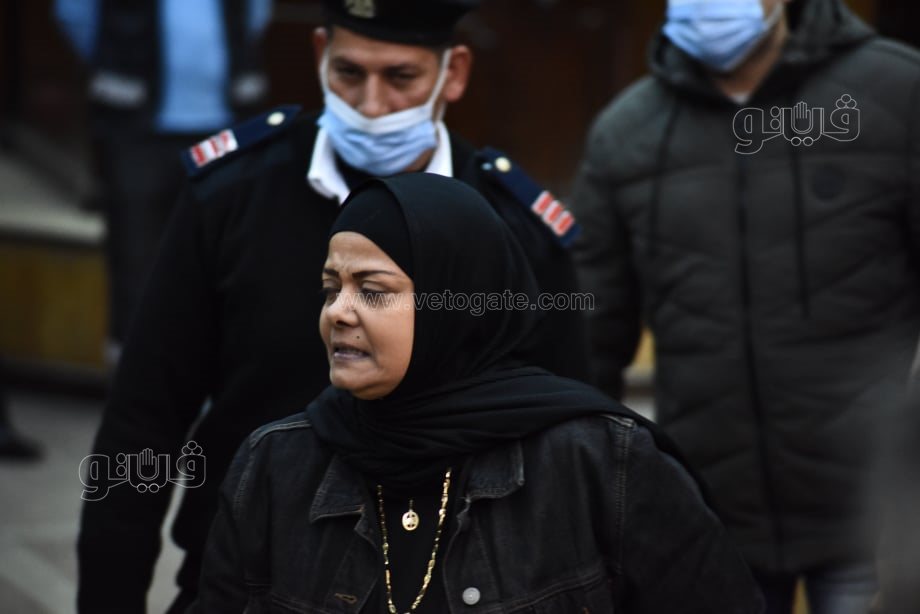 انهيار أهالي ضحايا حادث الشيخ زايد عقب ظهور المتهم (1)