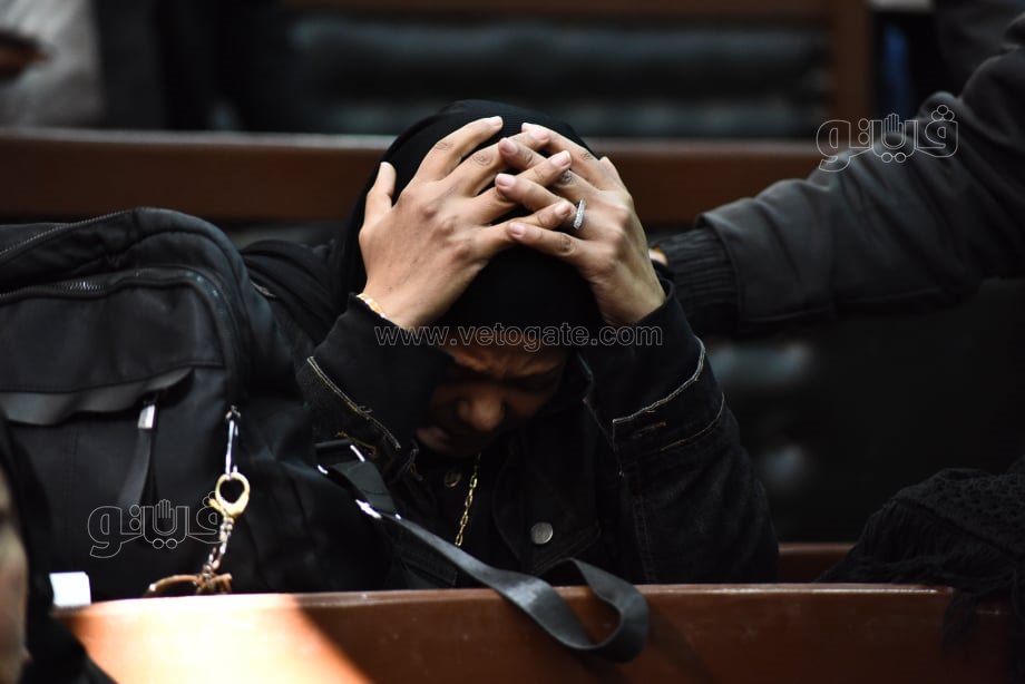 انهيار أهالي ضحايا حادث الشيخ زايد عقب ظهور المتهم (4)