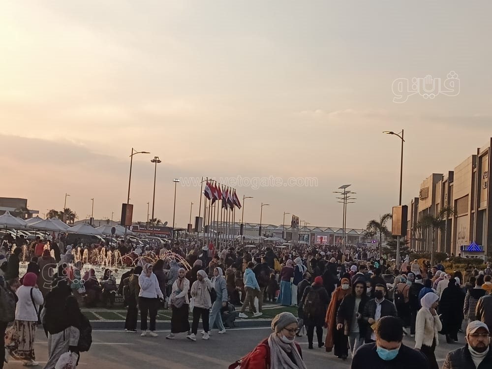  معرض القاهرة الدولي للكتاب في عاشر أيامه (18)