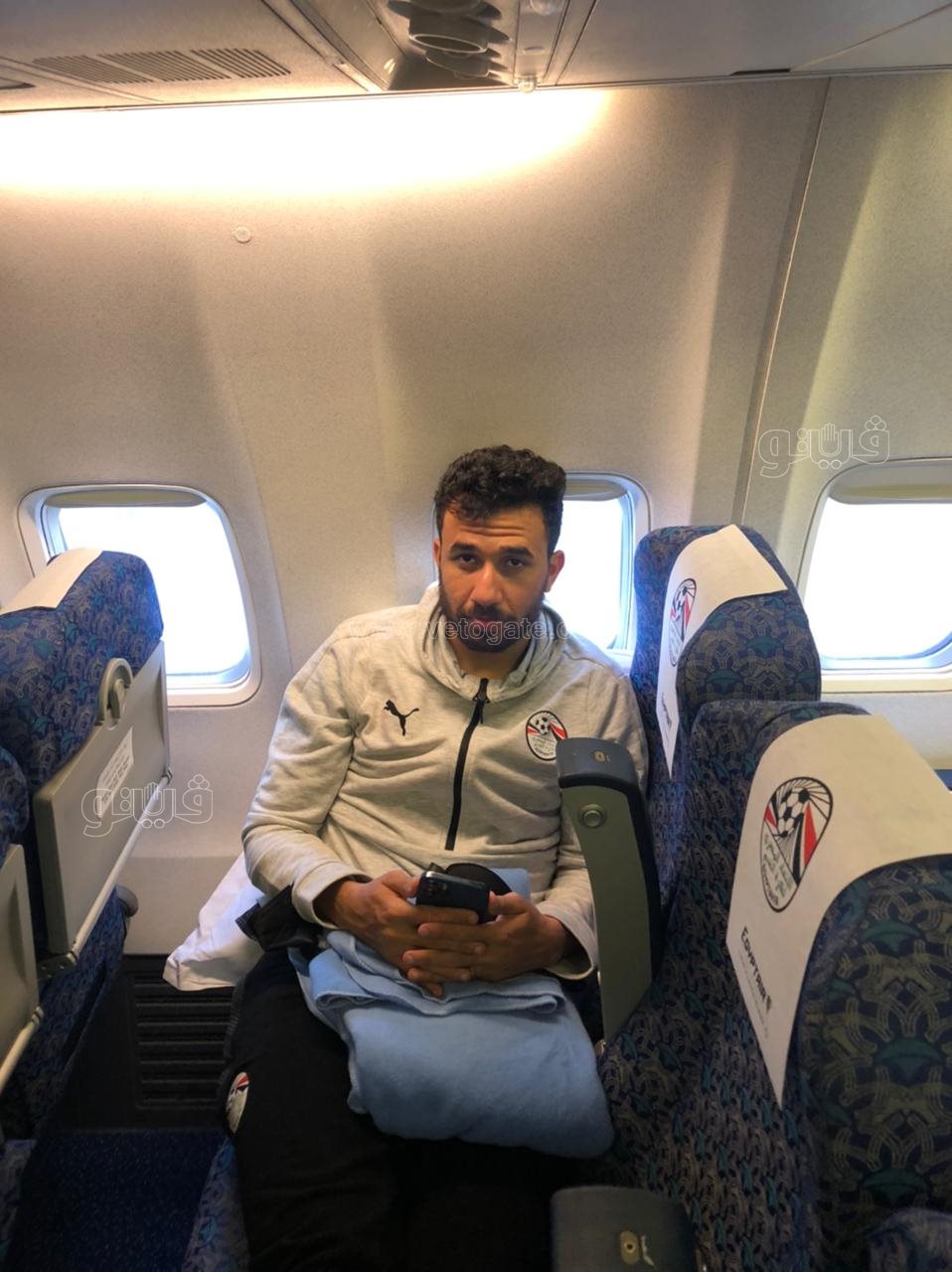 وصول بعثة منتخب الوطني إلى القاهرة (6)