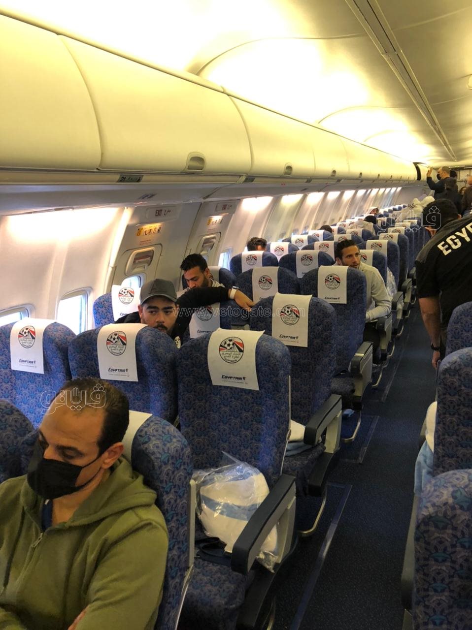 وصول بعثة منتخب الوطني إلى القاهرة (8)