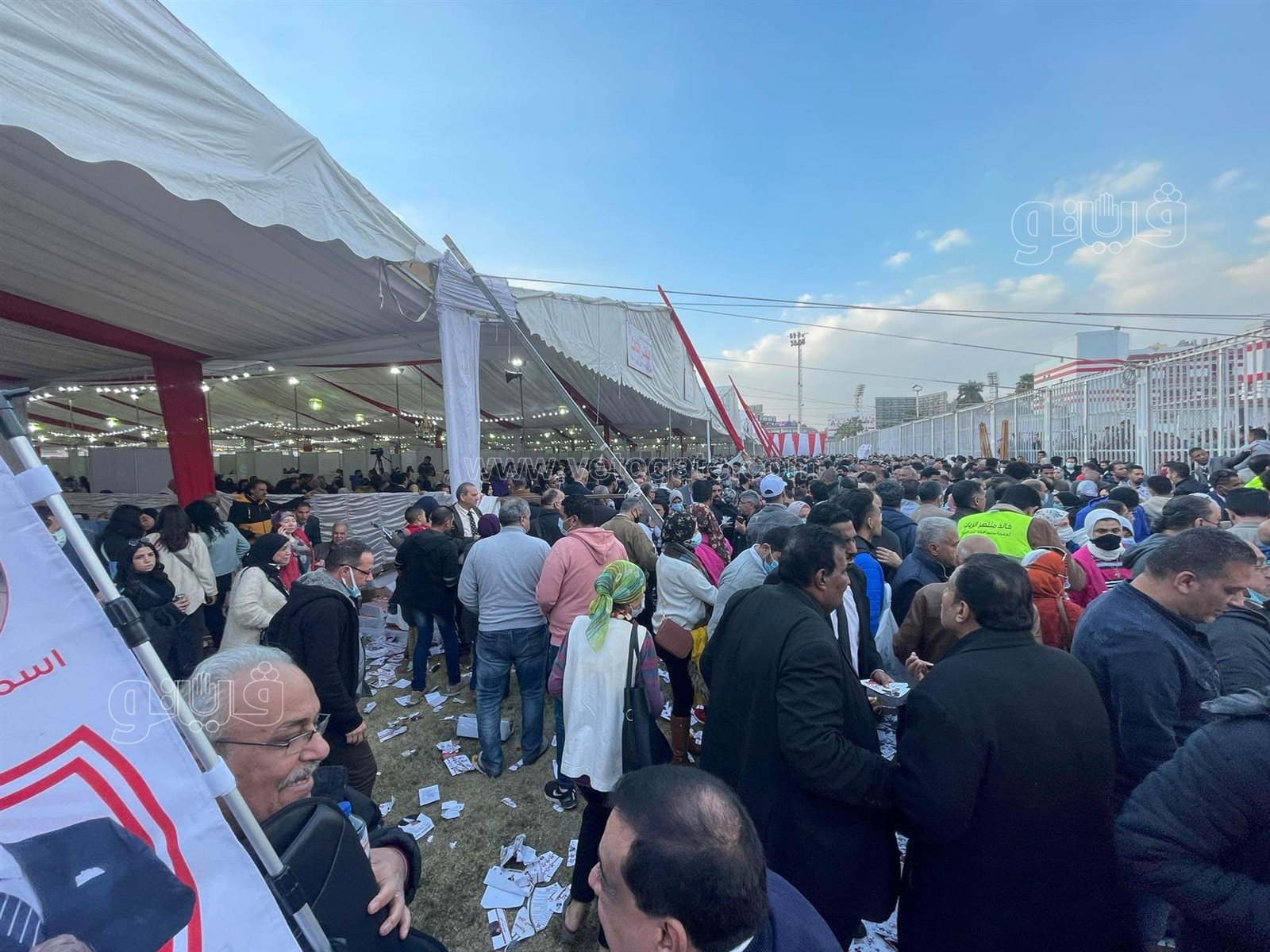 هتافات واعتداءات وإصابات داخل المقر الانتخابي بنادي الزمالك (4)