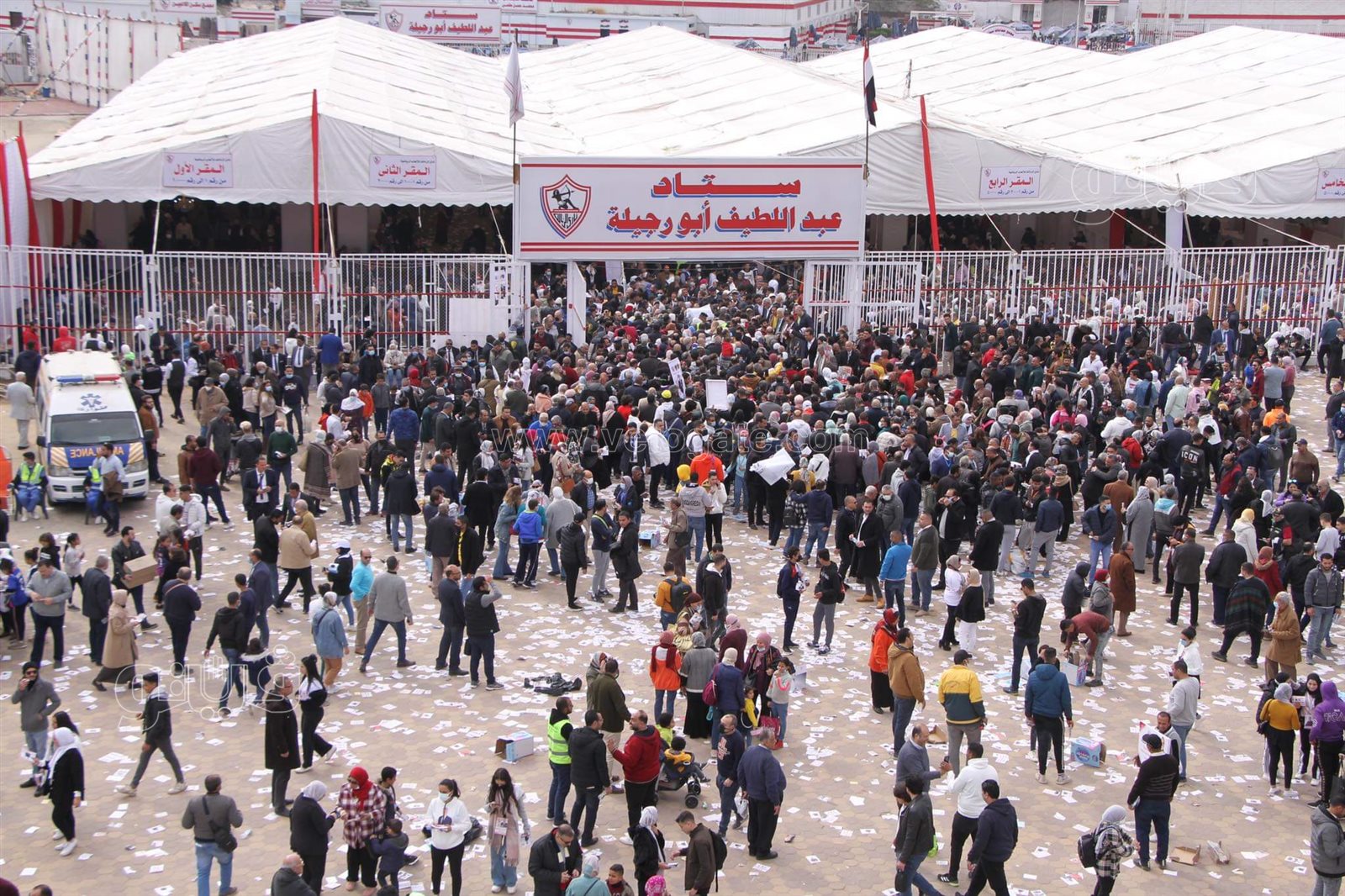 تزايد أعداد الناخبين بانتخابات نادي الزمالك (23)