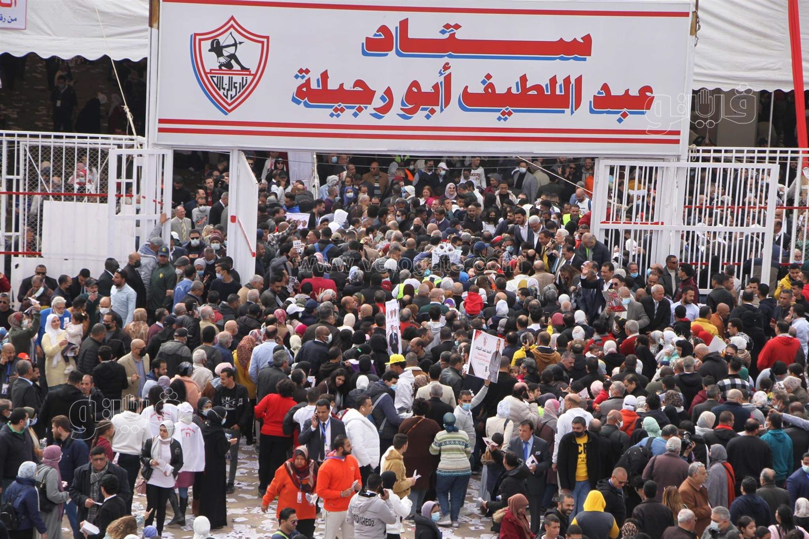 تزايد أعداد الناخبين بانتخابات نادي الزمالك (28)