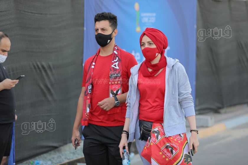 الأسر المصرية تتصدر المشهد في مؤازرة الأهلى أمام الهلال (13)