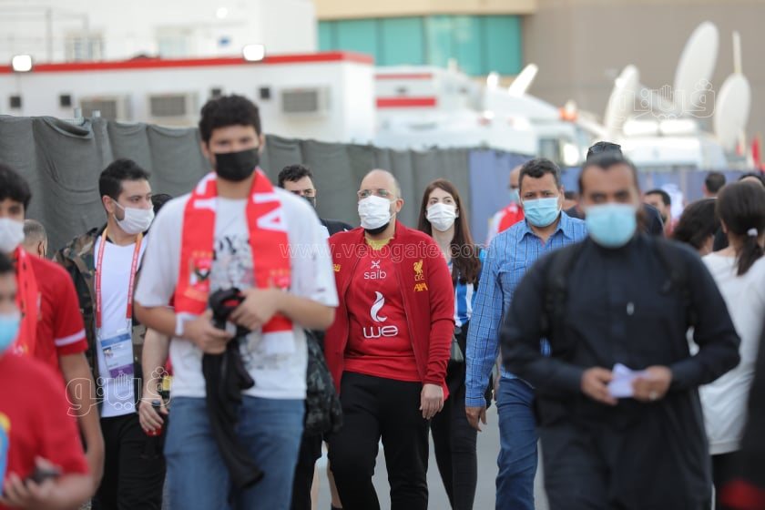 الأسر المصرية تتصدر المشهد  في مؤازرة الأهلى أمام الهلال (20)