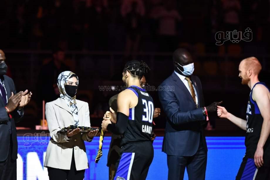 received_1169695403774358