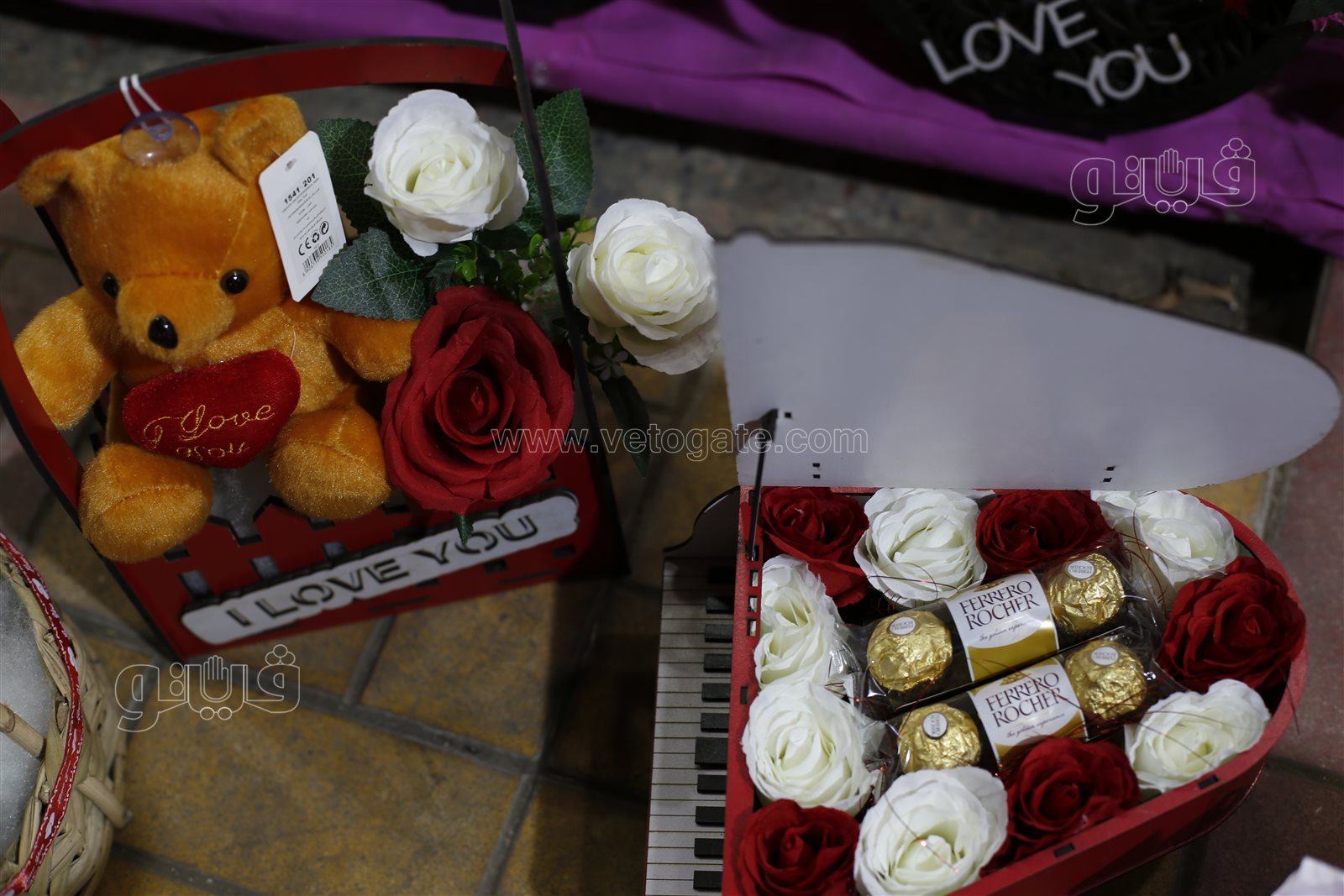 الطبيعي للحبيبة والصناعي للزوجة.. ورد عم محمد على كل شكل ولون في عيد الحب (5)