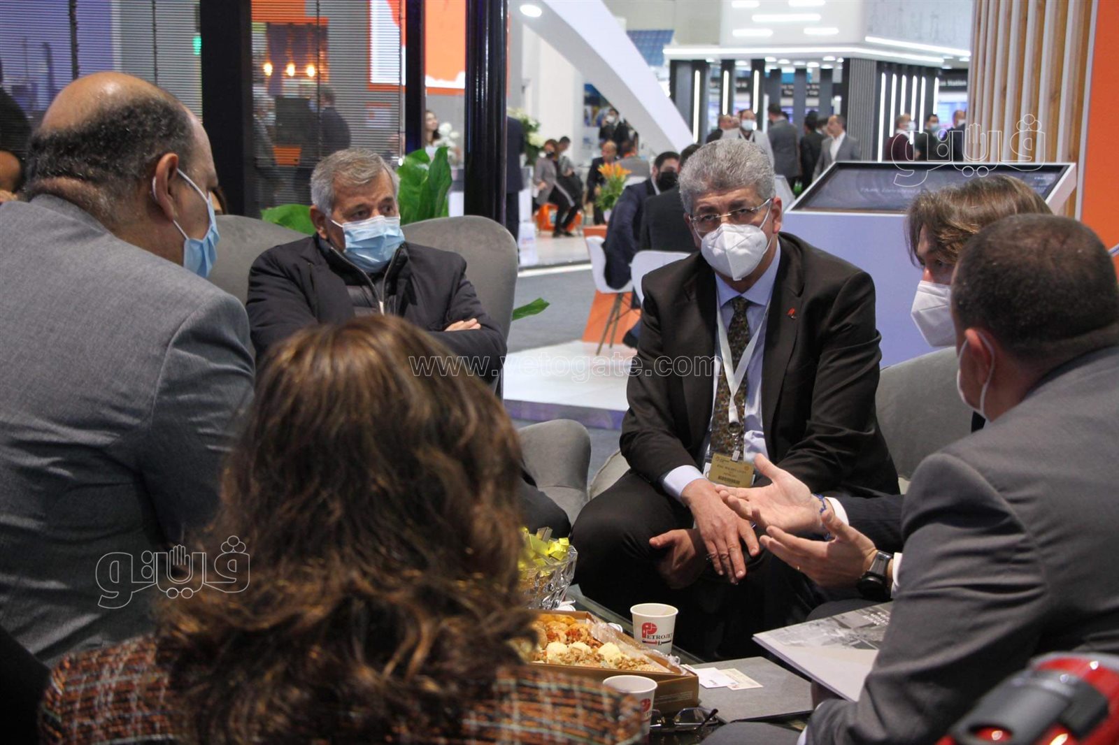 مستثمرون أجانب في جناح بتروجت بـ ايجبس 2022 (3)