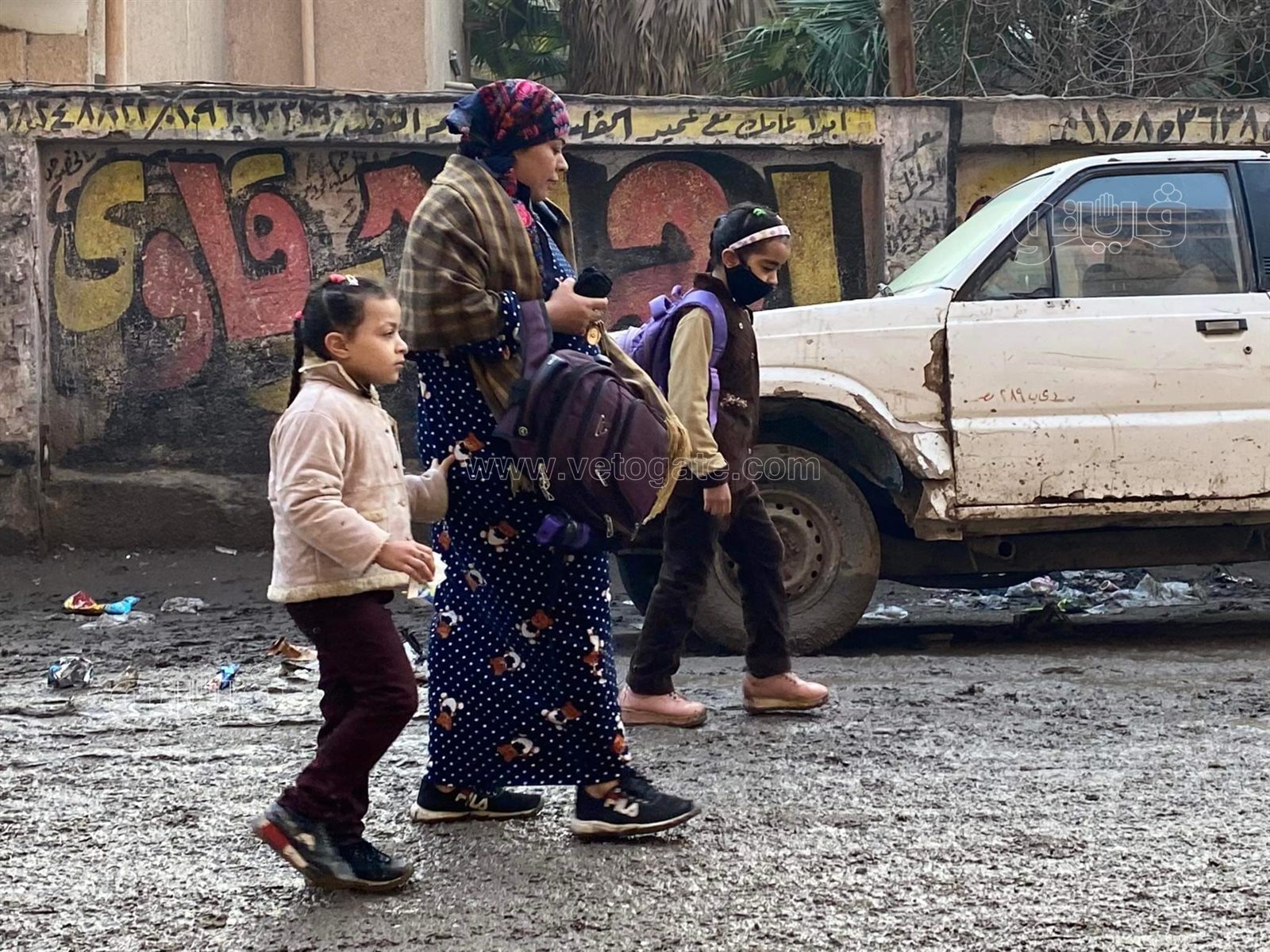 توافد الطلاب مع أولياء الأمور في أول أيام الدراسة (22)