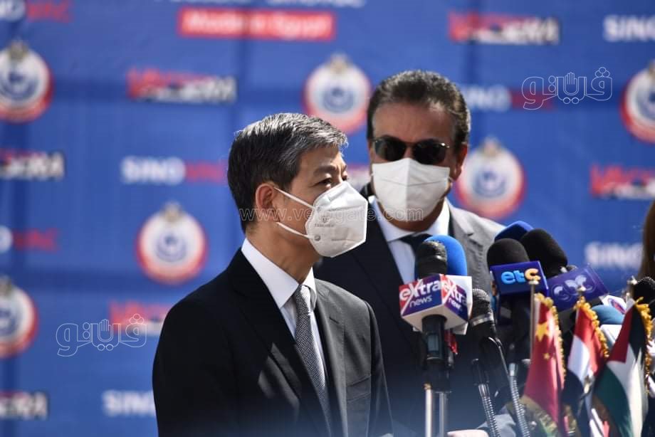 الصحة تسلم 500 ألف جرعة من لقاح سينوفاك إلى فلسطين12