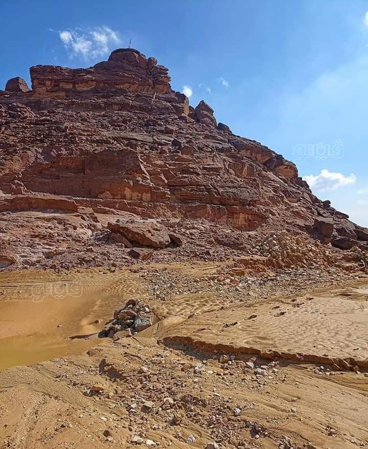 تلفيات بطريق دير الأنبا بولا بسبب السيول (1)