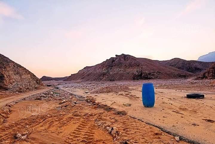 تلفيات بطريق دير الأنبا بولا بسبب السيول (4)