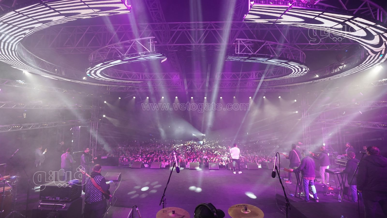 حماقي يتالق في أضخم حفلات الشيخ زايد (7)