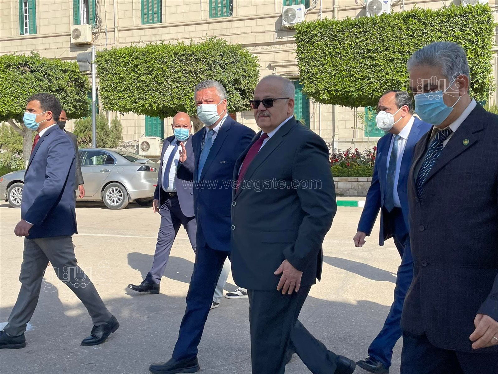 رئيس جامعة القاهرة (1)