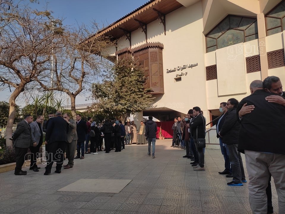 تشييع جثمان الكاتب الصحفي محمود الكردوسي إلى مسجد آل رشدان (8)