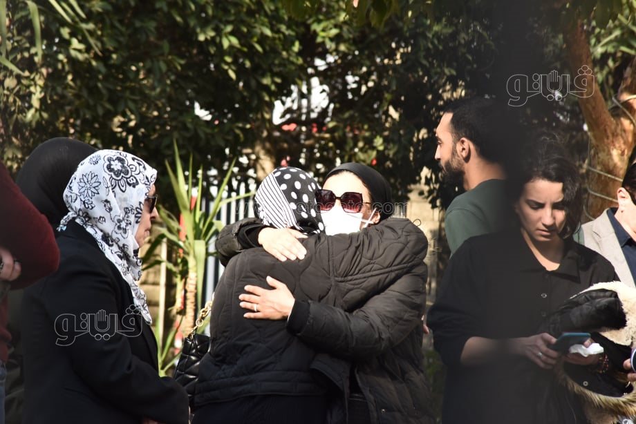 تشييع جثمان الكاتب الصحفي محمود الكردوسي إلى مسجد آل رشدان (17)