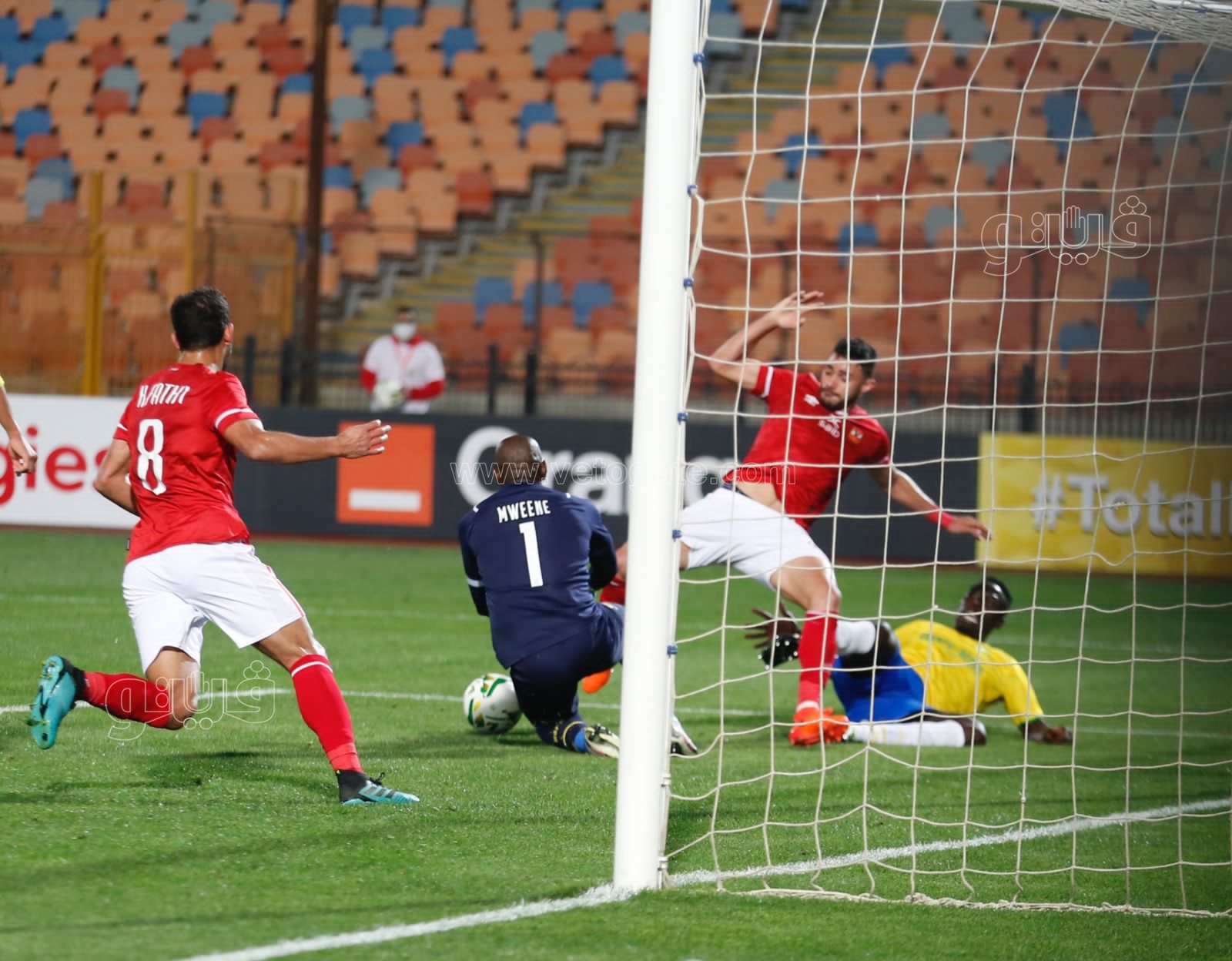 الاهلي وصنداونز (5)