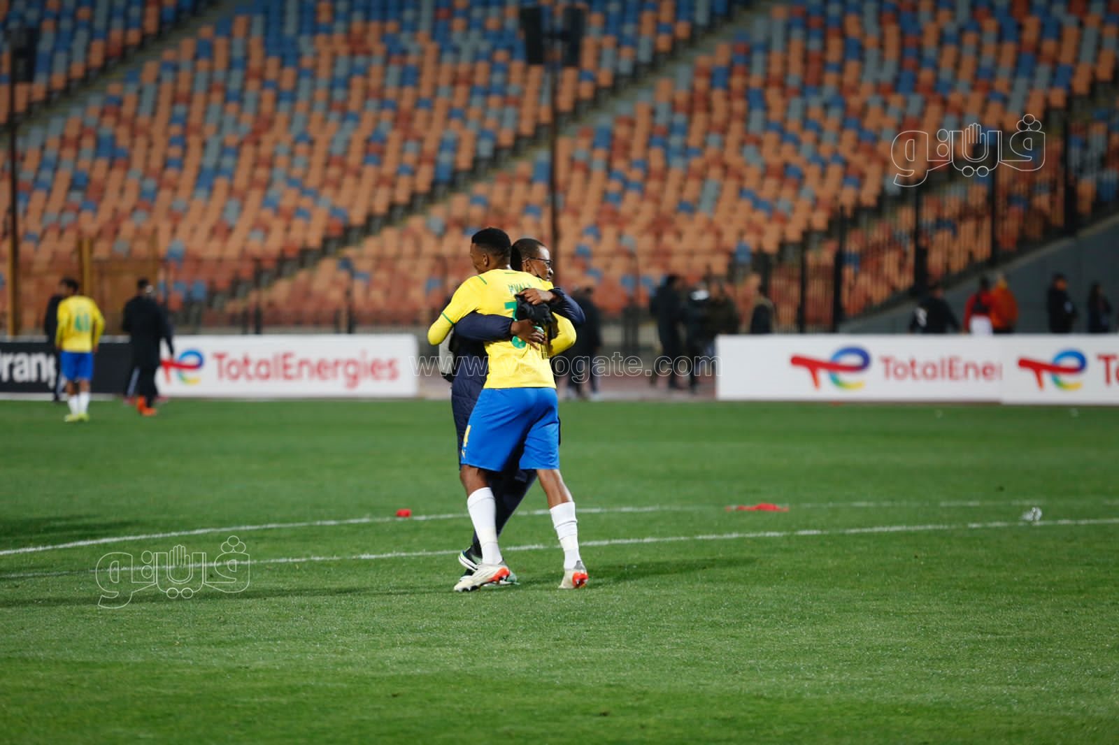 الاهلي وصنداونز (19)