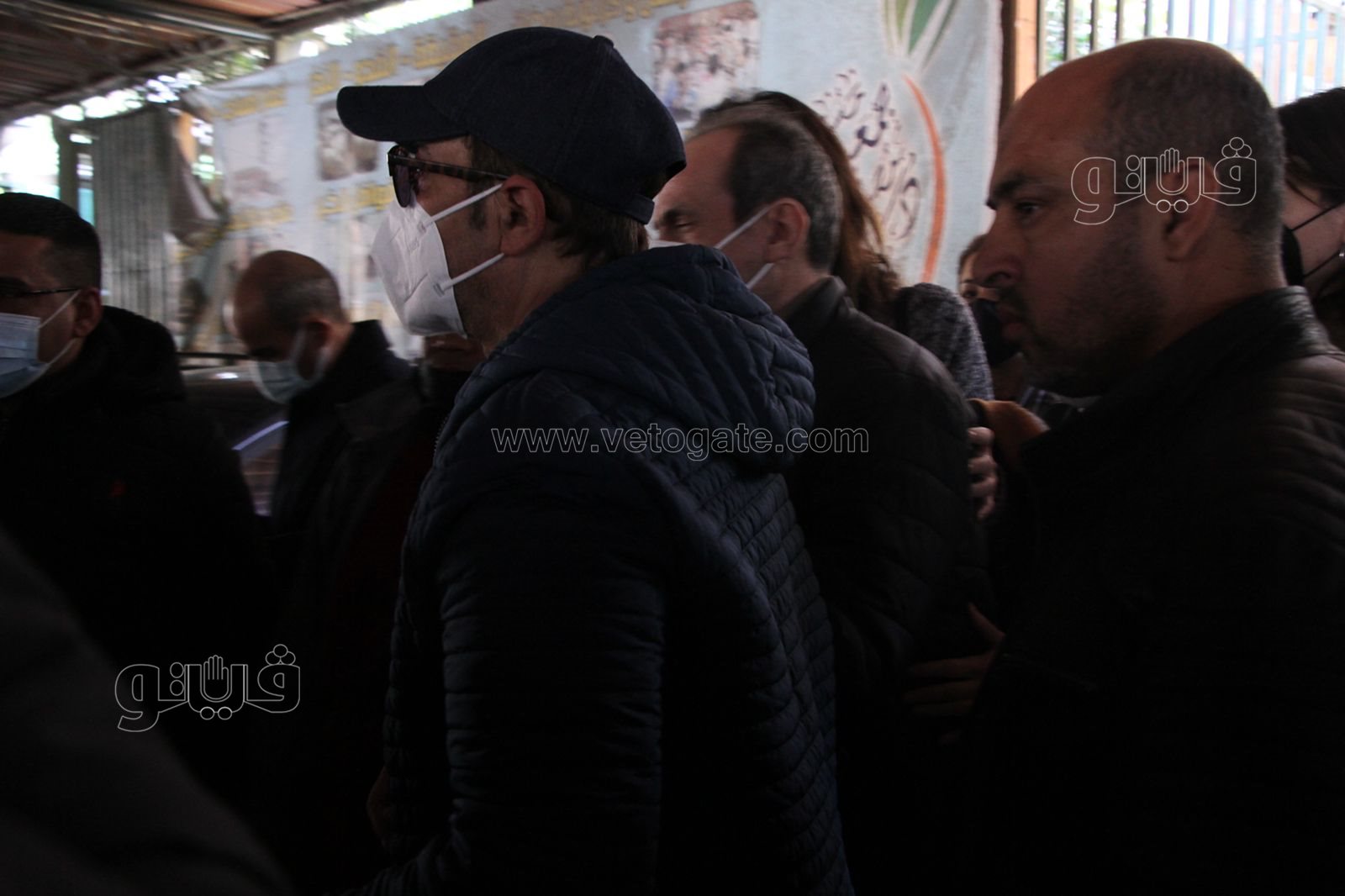 لحظة تشييع جثمان جالا فهمي من مسجد مصطفى محمود (19)