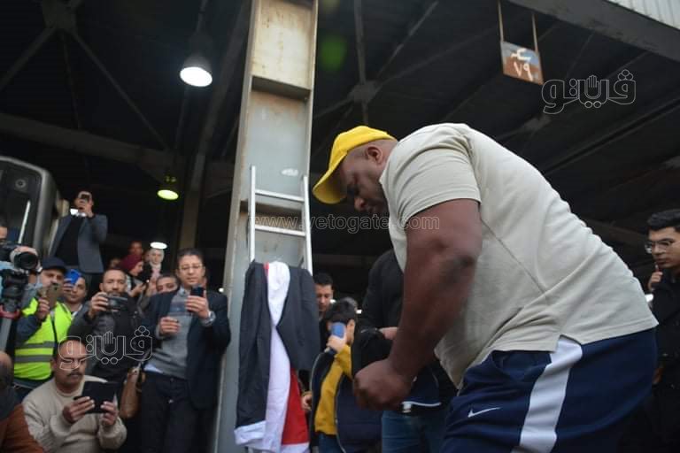 أشرف كابونجو أثناء سحب المترو (19)