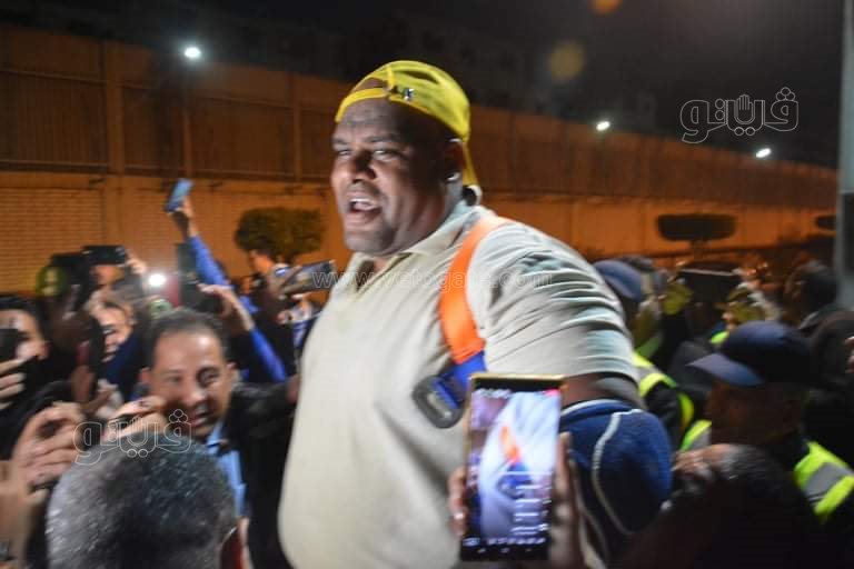 أشرف كابونجو أثناء سحب المترو (31)