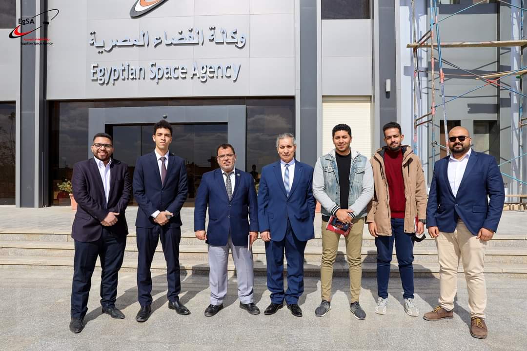  جامعة مصر للعلوم والتكنولوجيا توقع بروتوكول تعاون مع وكالة الفضاء لتدريب وتأهيل طلابها (13)