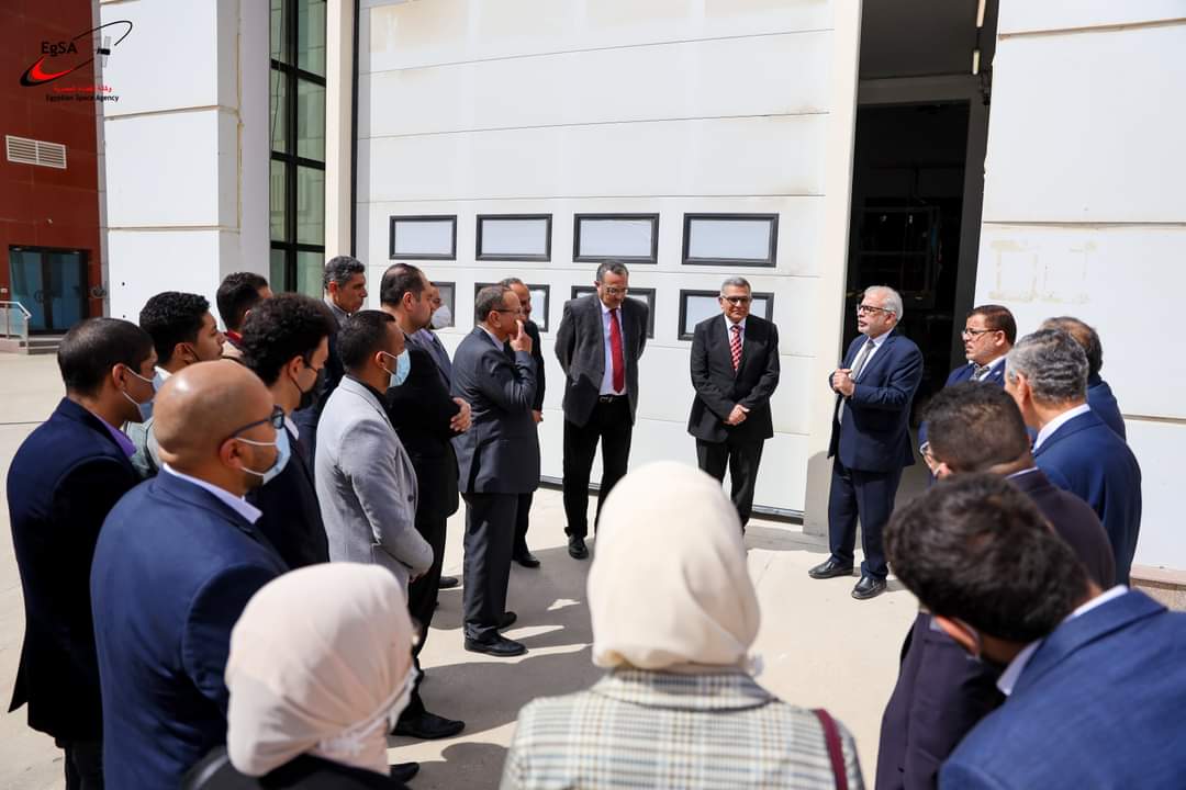  جامعة مصر للعلوم والتكنولوجيا توقع بروتوكول تعاون مع وكالة الفضاء لتدريب وتأهيل طلابها (14)