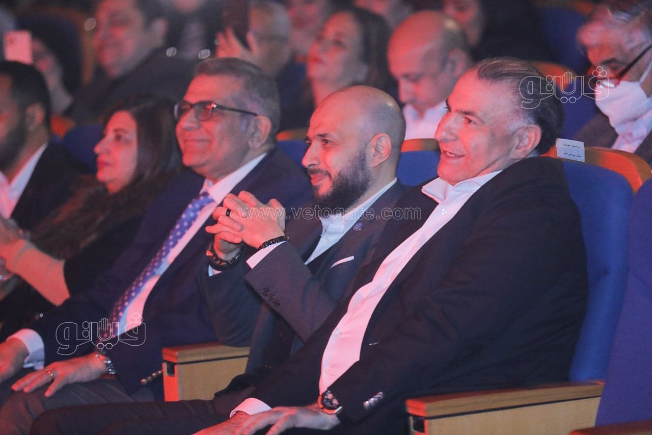 بهاء سلطان يشعل أوبرا جامعة مصر للعلوم والتكنولوجيا وسط حشود جماهيرية ضخمة (5)