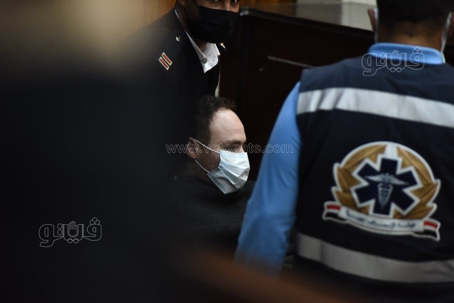 كريم الهوارى بدون إخفاء وجهه في ثالث جلسات قضية حادث زايد (6)