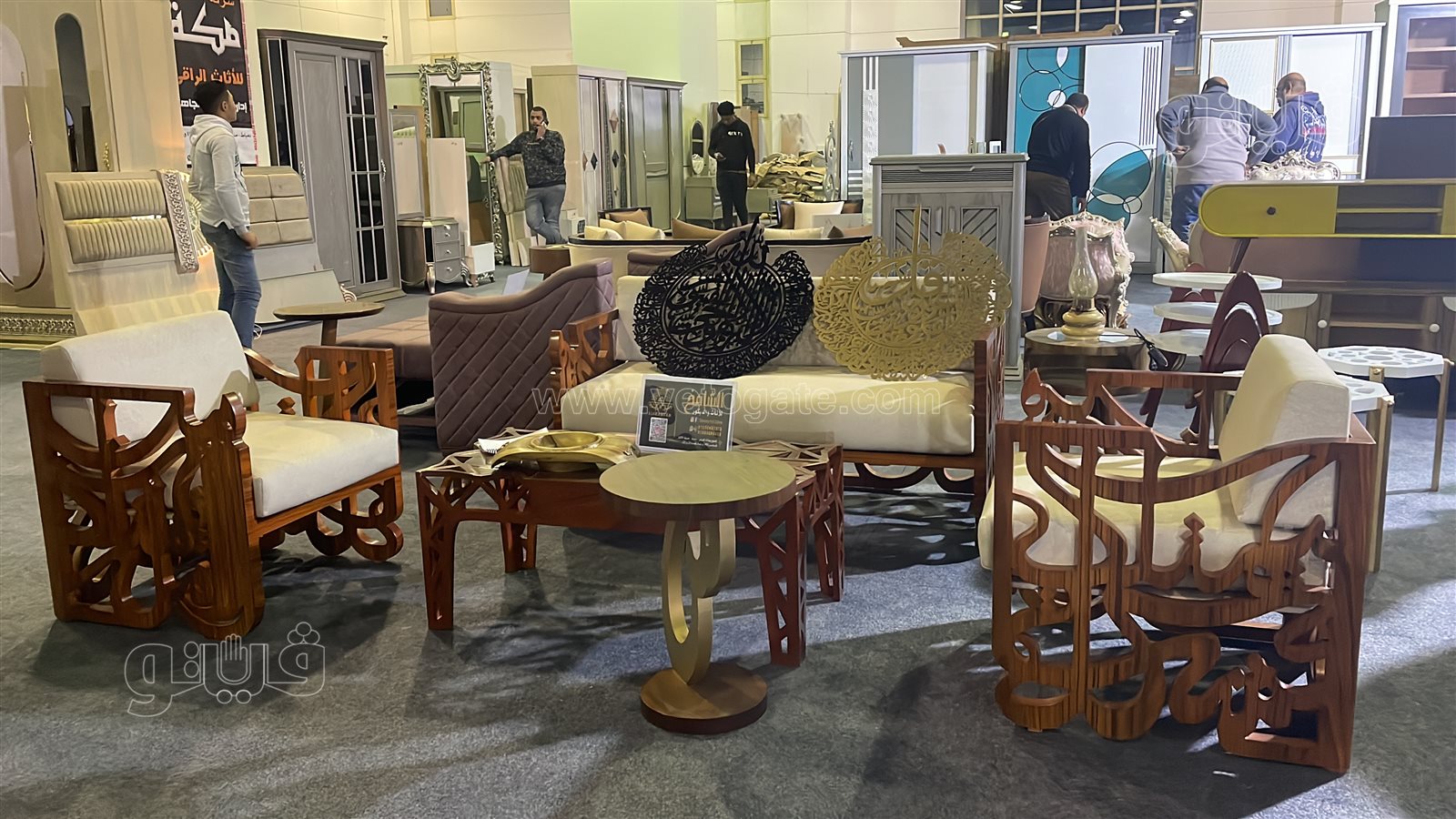 من داخل معرض صنع في دمياط.. صمم الانتريه على ذوقك وباسمك (4)