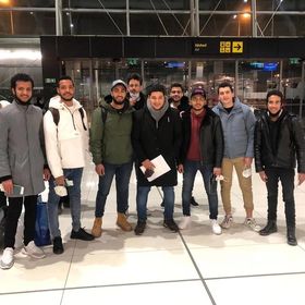 وصول 71 طالبا مصريا من أوكرانيا إلى القاهرة عبر مطار براتسلافيا2