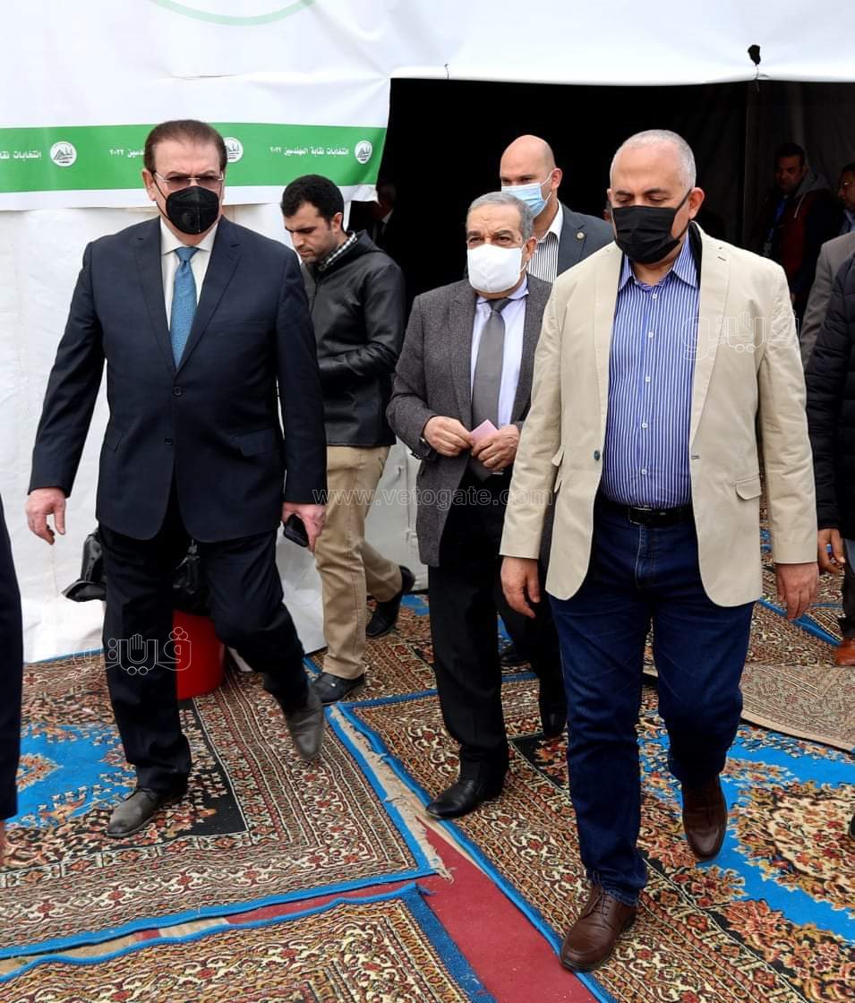 received_326717306143860