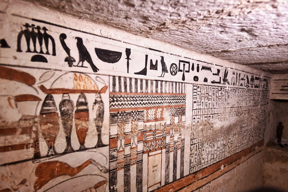 اكتشاف 5 مقابر منقوشة لكبار رجال الدولة القديمة (6)