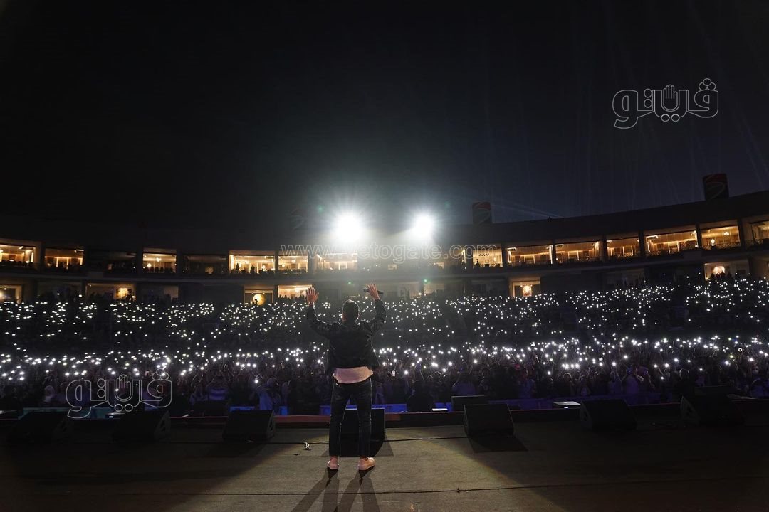 الهضبة وحماقى يشعلون حفل الرياض بحضور الالاف (5)