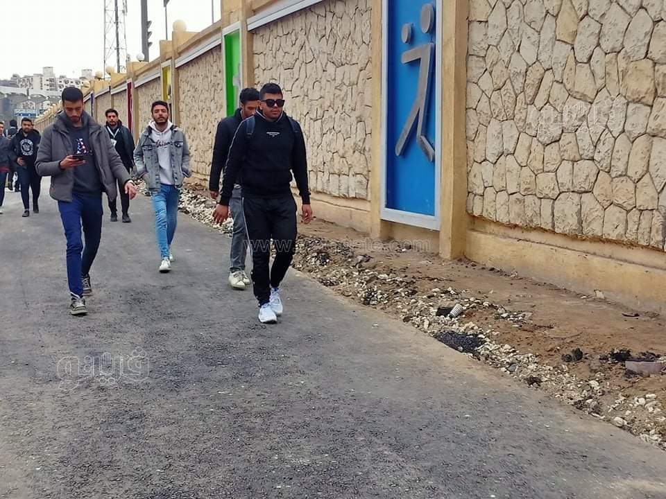 توافد الجماهير إلى استاد القاهرة لحضور مباراة مصر والسنغال (7)