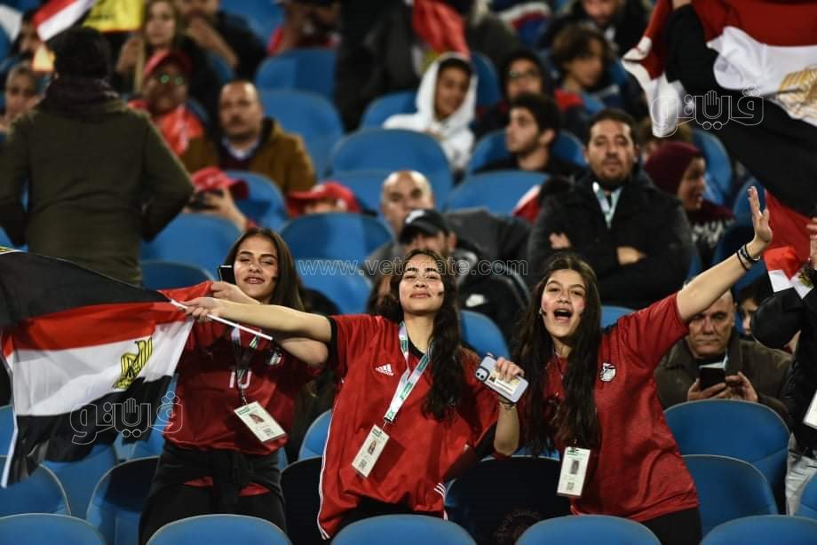 مشجعات منتخب مصر (4)