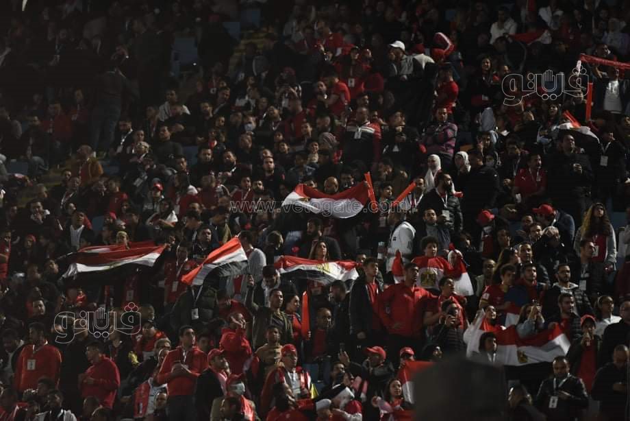 جمهور مصر باستاد القاهرة لمؤازرة المنتخب الوطني (22)