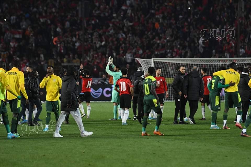 حزن محمد صلاح وفرحة الشناوي والحضري.. مشاهد بعد لقاء مصر والسنغال (39)
