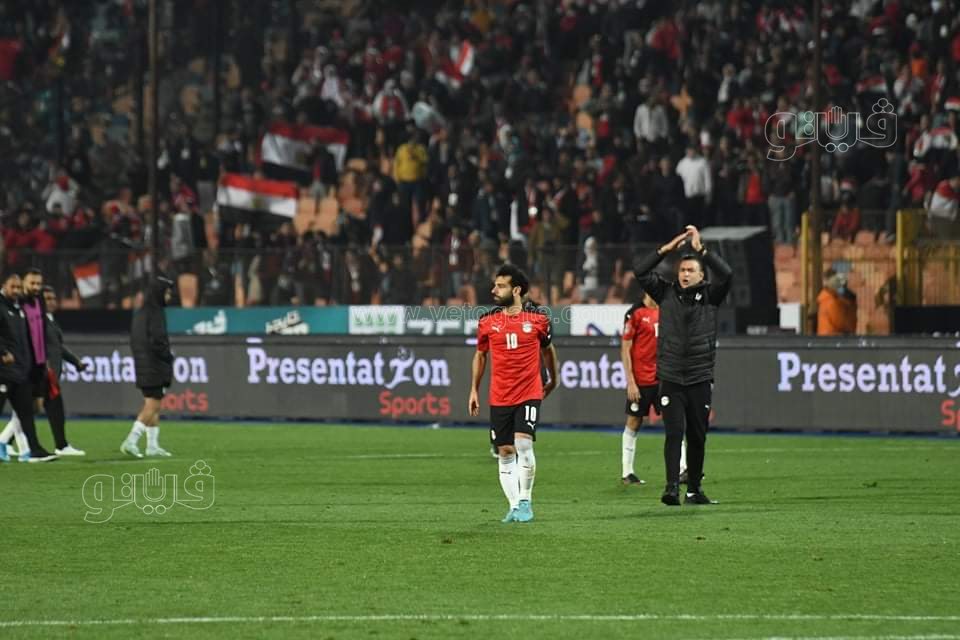 حزن محمد صلاح وفرحة الشناوي والحضري.. مشاهد بعد لقاء مصر والسنغال (49)