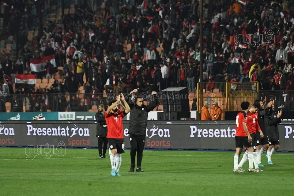 حزن محمد صلاح وفرحة الشناوي والحضري.. مشاهد بعد لقاء مصر والسنغال (52)