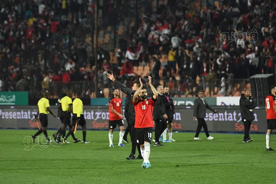 حزن محمد صلاح وفرحة الشناوي والحضري.. مشاهد بعد لقاء مصر والسنغال (65)