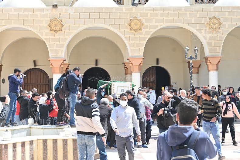 تشييع جثمان أحمد حلاوة من المجمع الإسلامي بالشيخ زايد (6)