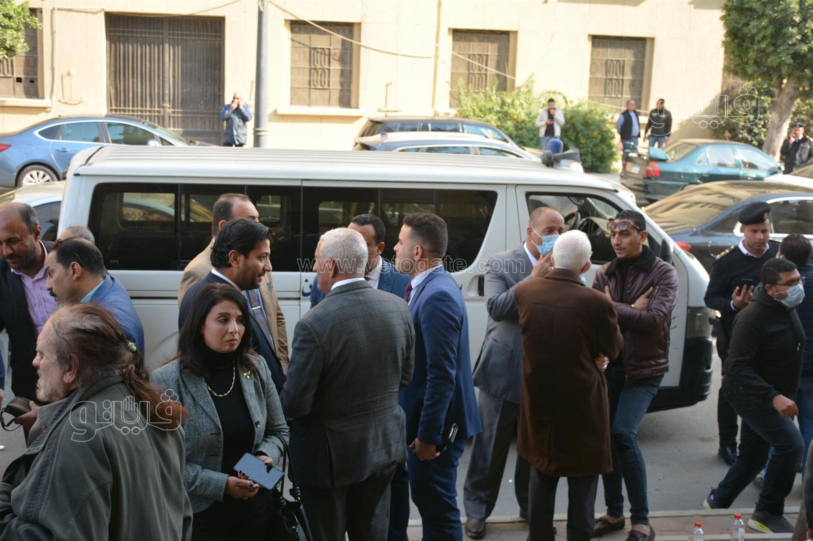 صلاة الجنازة على الراحل رجائي عطية بمسجد عمر مكرم (6)