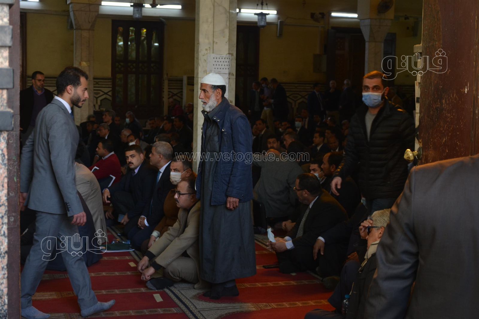 صلاة الجنازة على الراحل رجائي عطية بمسجد عمر مكرم (14)